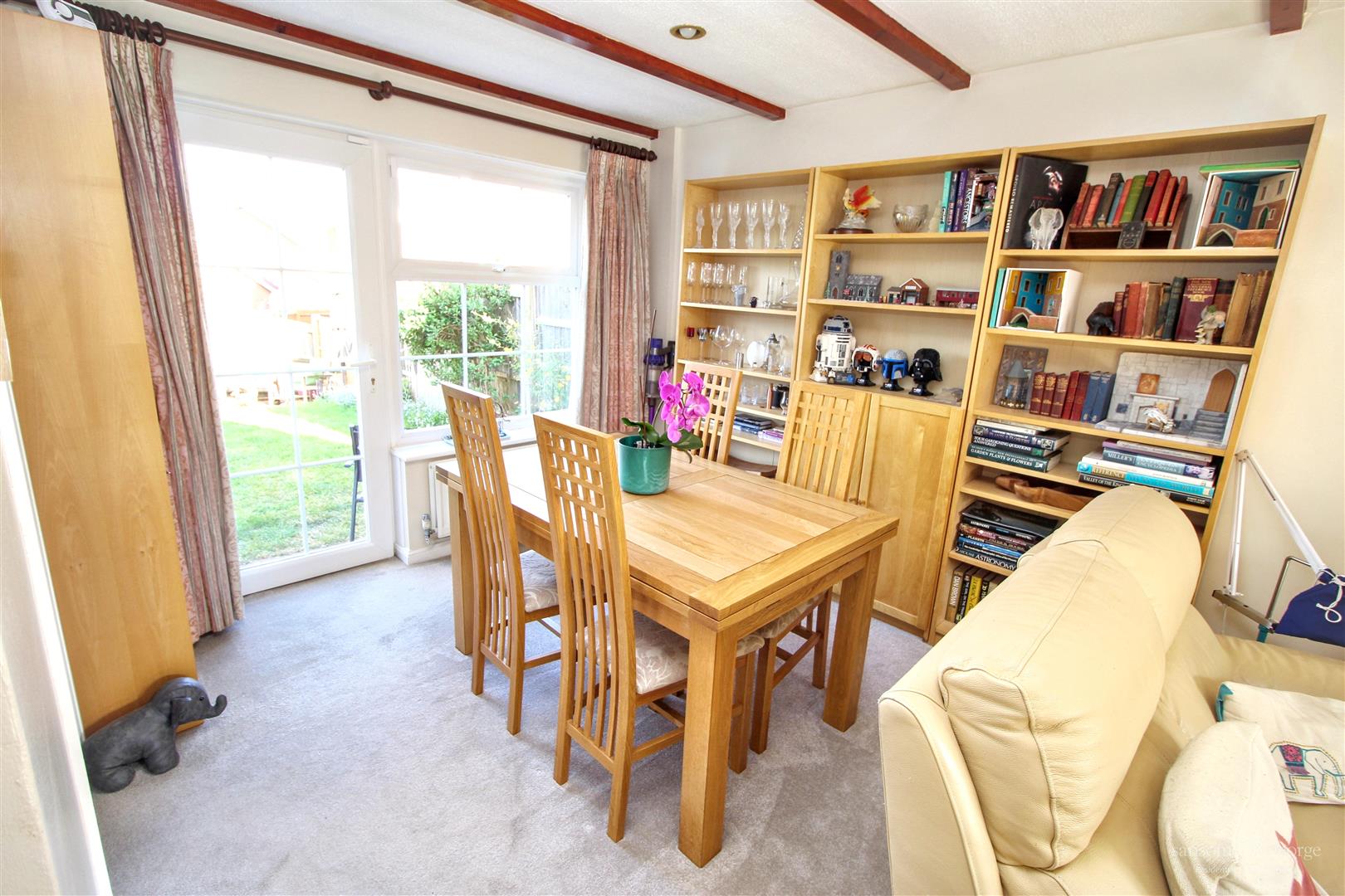 Hawley Close, Calcot, Reading